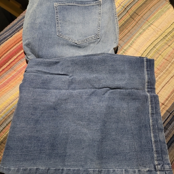 Torrid flare leg jeans - Picture 5 of 5